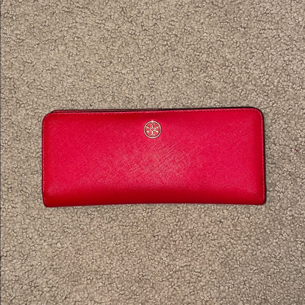 Tory Burch wallet